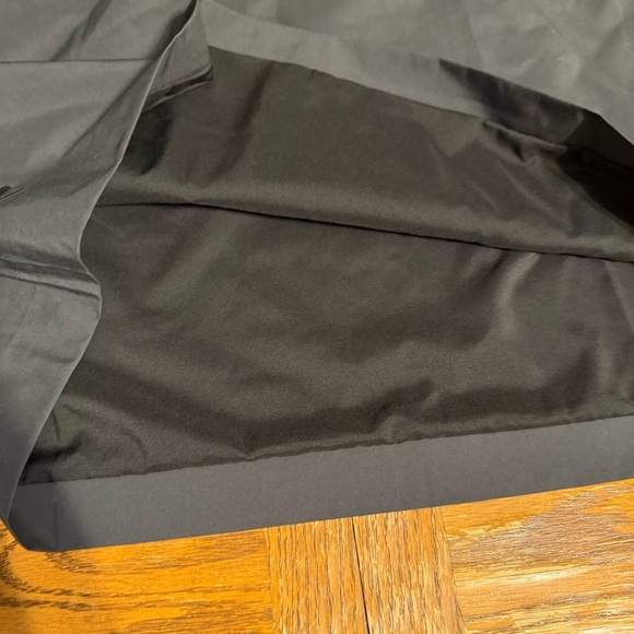 NEW Travis Mathew Men's On Course Golf Jacket Black Sz M Waterproof Lightweight - Picture 12 of 15